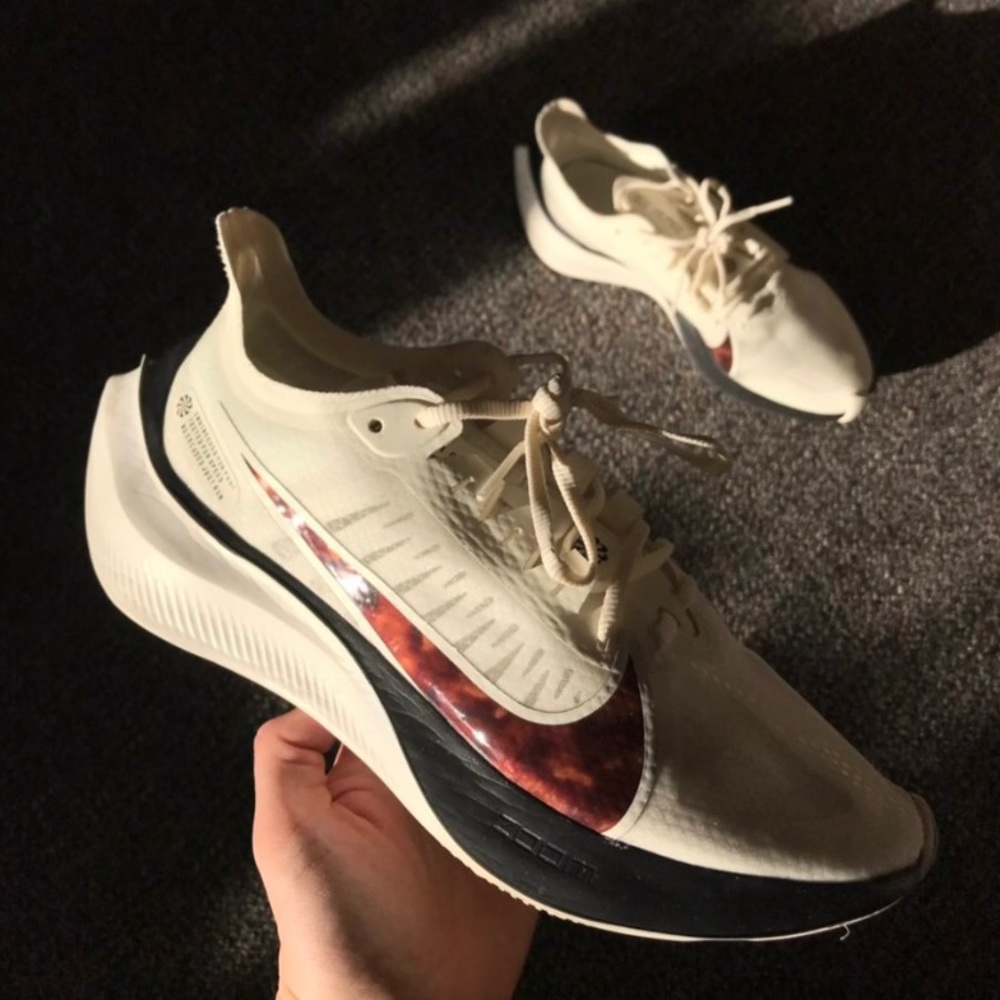 Nike Zoom Gravity